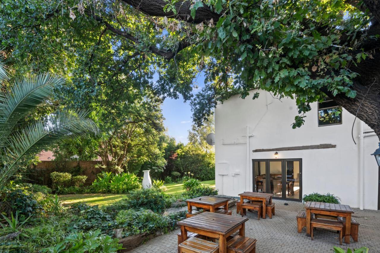 De Akker Guest House Bloemfontein Ngoại thất bức ảnh