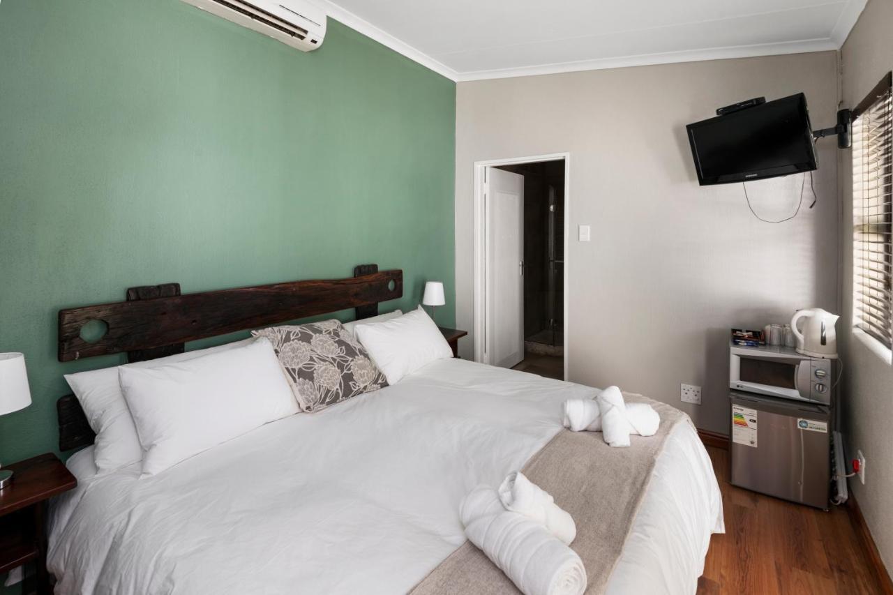 De Akker Guest House Bloemfontein Ngoại thất bức ảnh